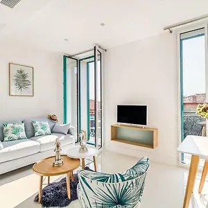 New ! Sea View Design + Balcony 203 Villefranche-sur-Mer